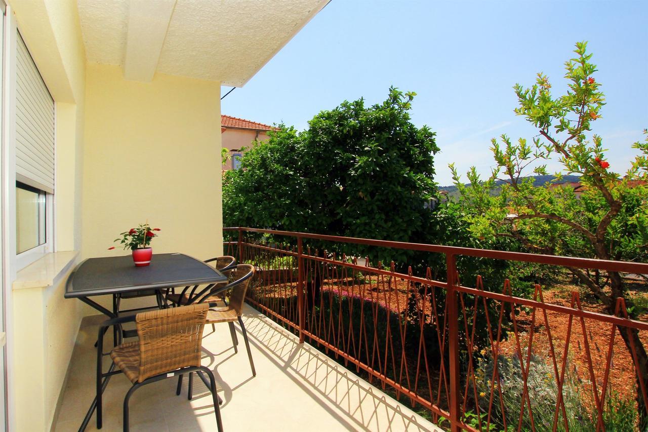 Apartment Anica Trogir Exterior photo