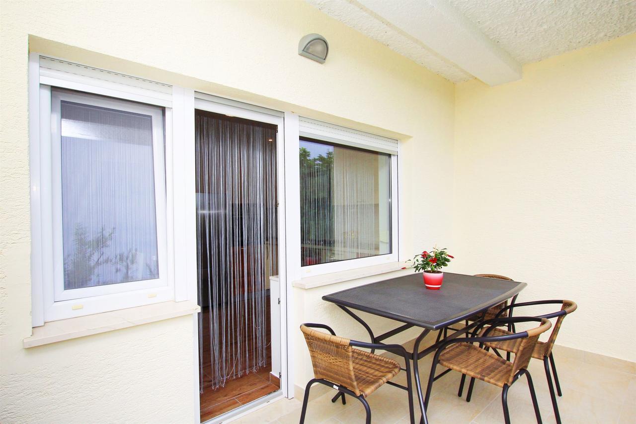 Apartment Anica Trogir Exterior photo